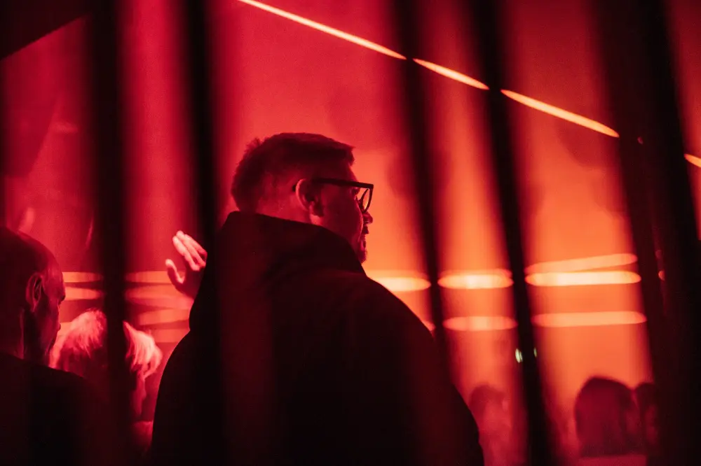 Volt — photograph by Nico Vero